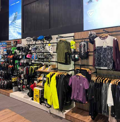 Rayon vélo et textile en magasin